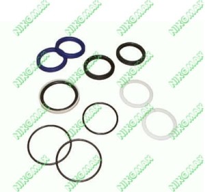 Uszcz. siłownika skrętu - komplet TOYOTA