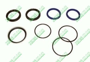 Uszcz. siłownika skrętu - komplet TOYOTA