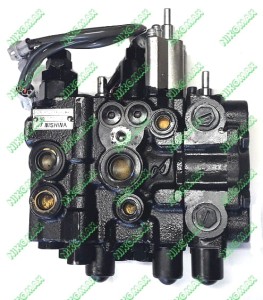 Rozdzielacz hydrauliczny trzysekcyjny NISHINA TOYOTA