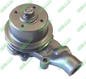 Pompa wody bez podstawy silnik PERKINS D3900 