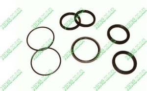 Uszcz. siłownika skrętu - komplet TOYOTA