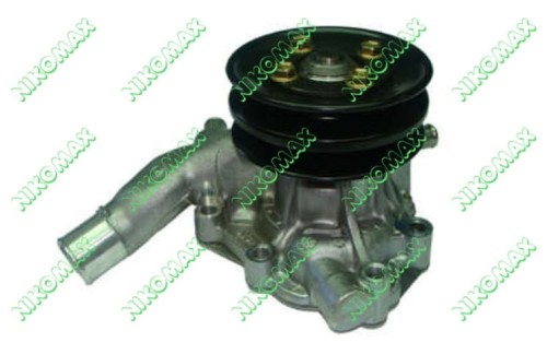 T117273 Pompa wody TOYOTA silnik 3F.jpg