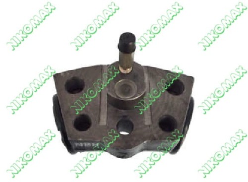 T112727 Cylinderek hamulcowy LH TOYOTA.jpg