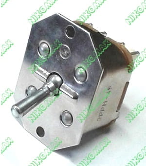 Przełącznik kierunku jazdy 2PPN-45-2.jpg