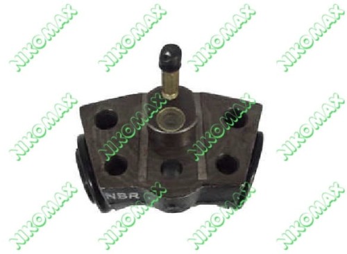 T112728 Cylinderek hamulcowy RH TOYOTA.jpg